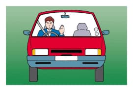 Conducătorul auto intenționează să continue drept înainte.